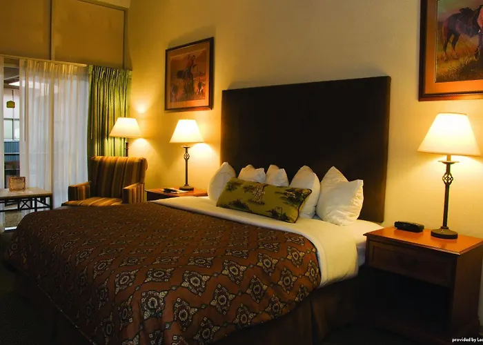 Western Outlaw Hotel 3*